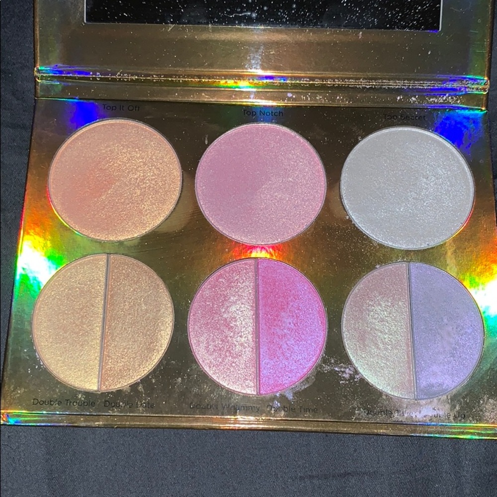 BH Cosmetics Duolight Highlight palette